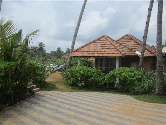 Saffron Beach Hotel Wadduwa Chambre photo